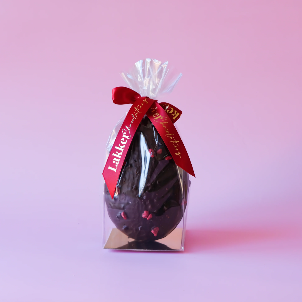 Lakker Chocolatiers Rasberry & Pepperberry Dark Chocolate Egg (Vegan) 250 g
