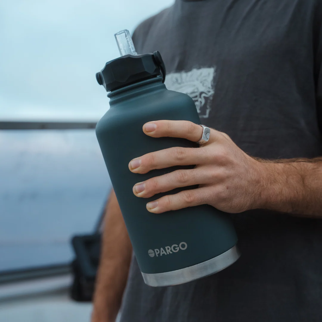 Pargo Insulated Sports Bottle with Straw Lid 1890 ml