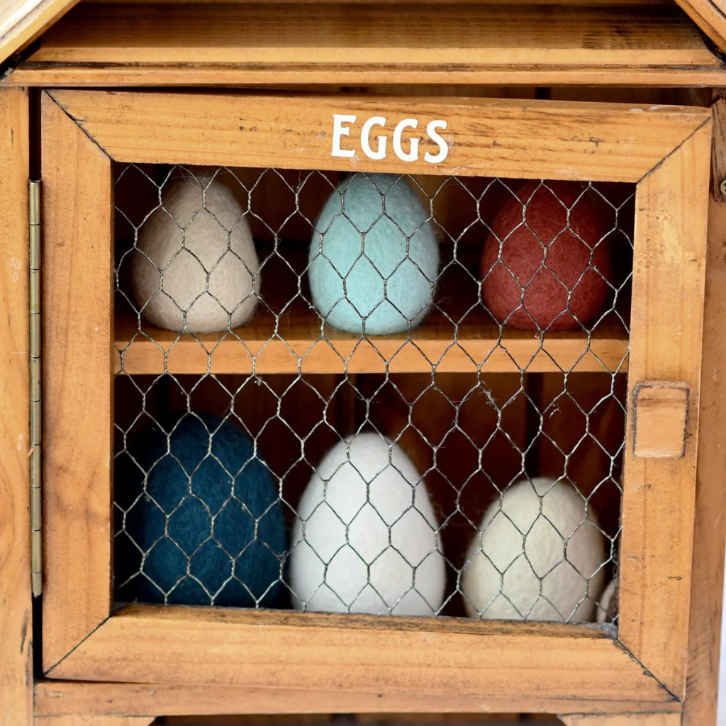 Tara Treasures Poultry Eggs Set of 7