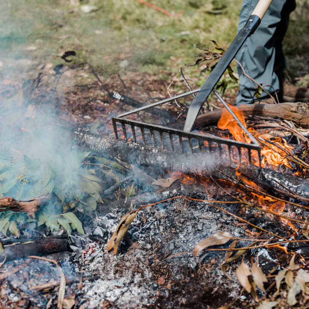 DeWit Fire Rake (Handle 1800 mm)(H1003)