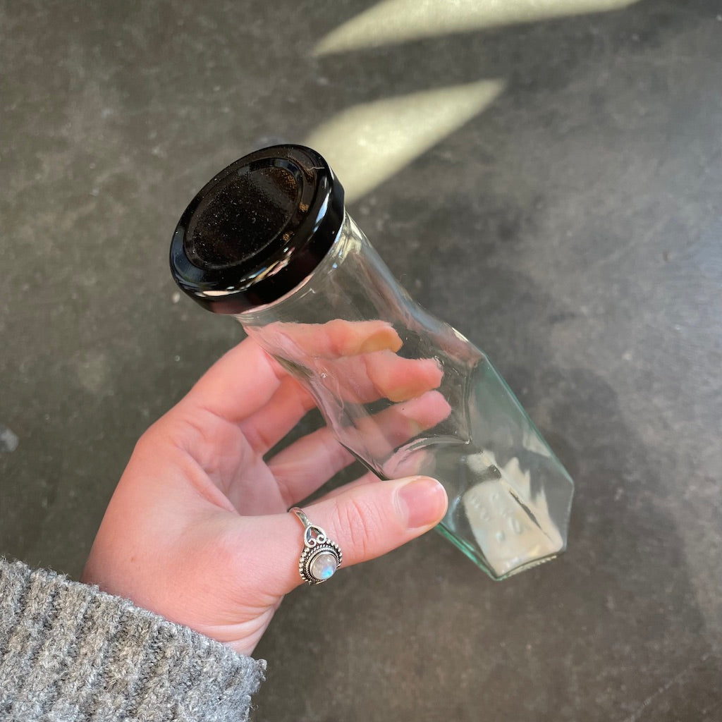 Sauce Bottle Glass Hex Shape with Lid 250 ml