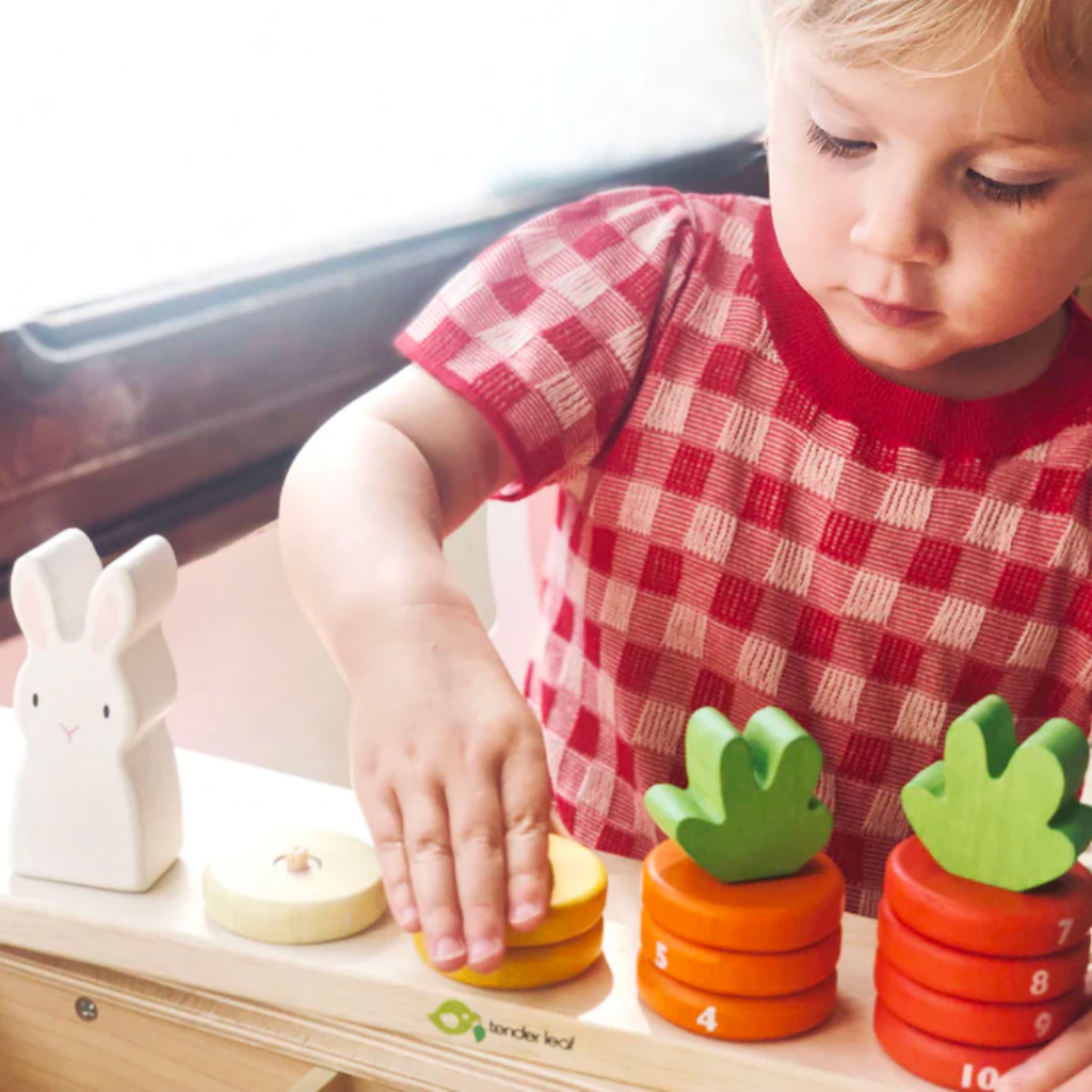 Tender Leaf Counting Carrots Wooden Stacker