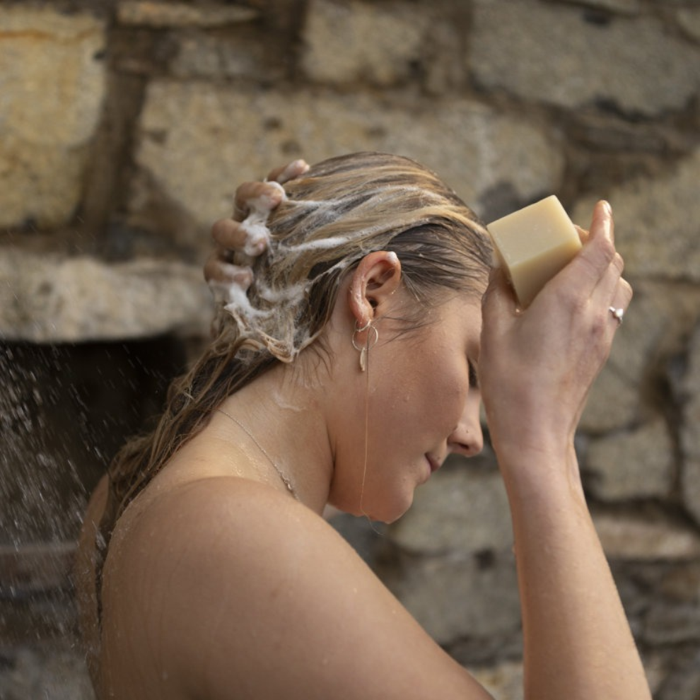 Beauty & the Bees Traditional Shampoo Bar 120 g