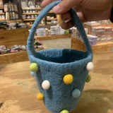 Pashom Basket will Felt Balls