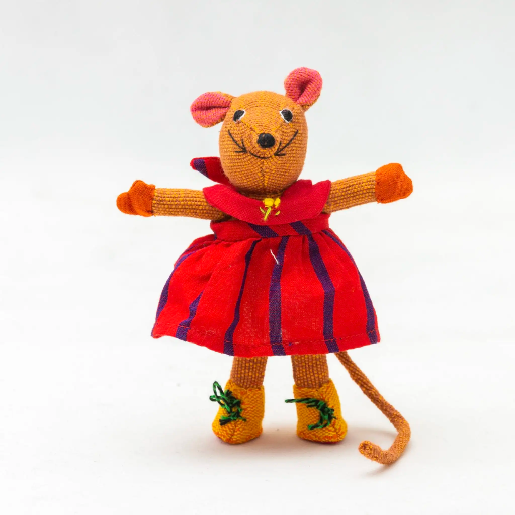 Barefoot Mouse in Dress