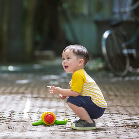 Play Toys Pull Along Snail