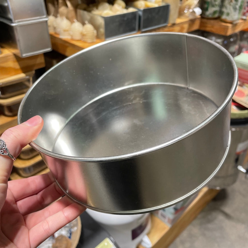 Round Cake Tin